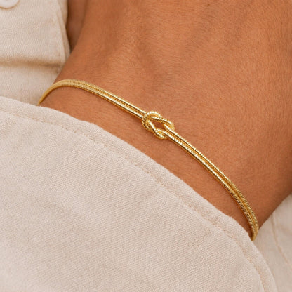 Goldarmband Knoten 18K Gold Unendlichkeit Achtknoten Schlangenarmband rund zart