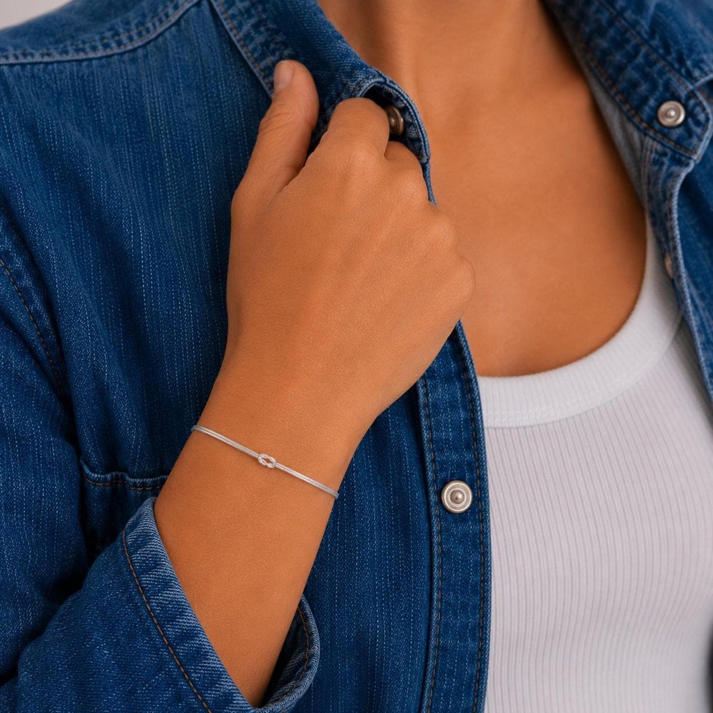 Goldarmband Knoten 18K Gold Unendlichkeit Achtknoten Schlangenarmband rund zart