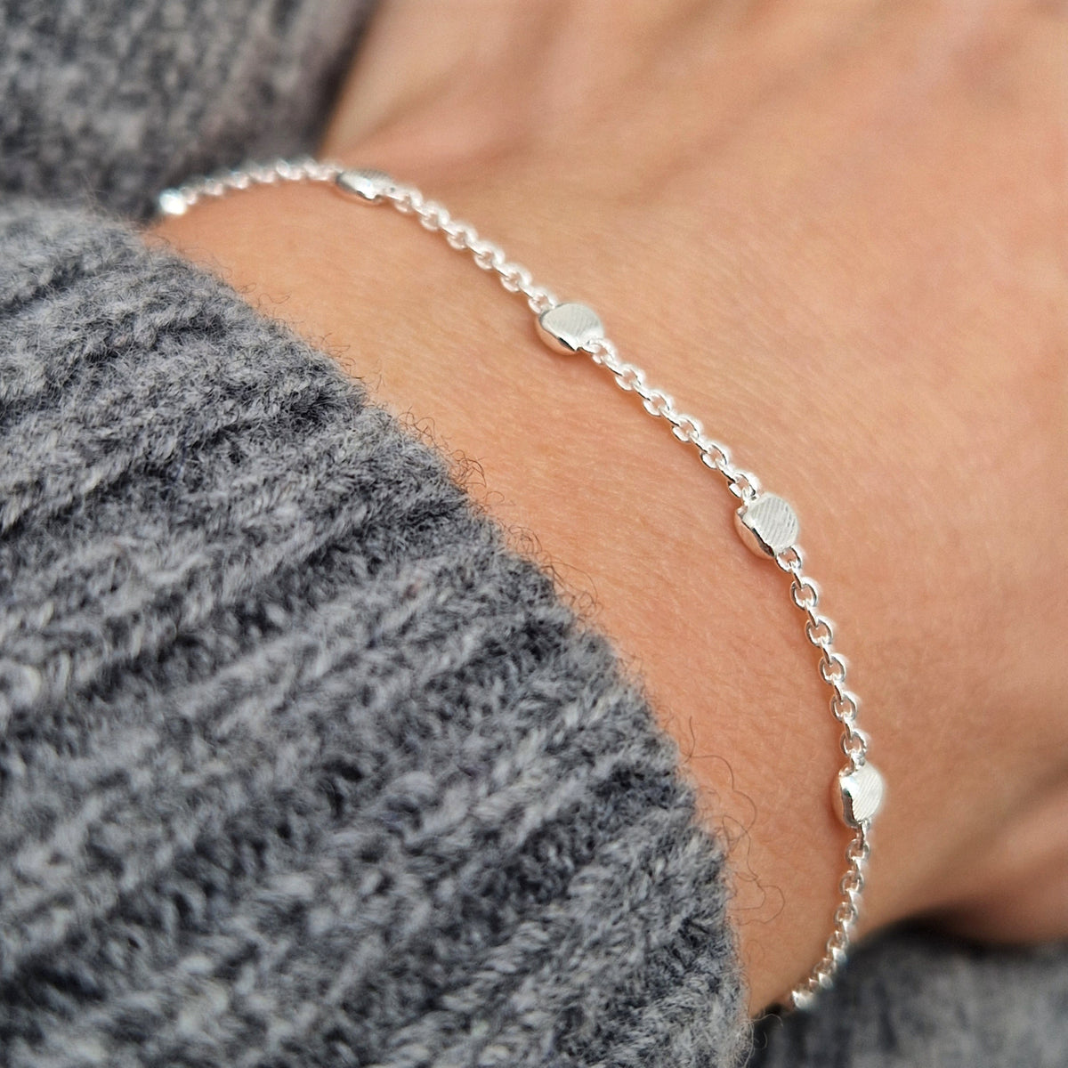 Armband flache Silberperlen 925 Silber strukturiert Muster