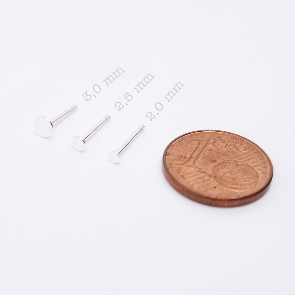 Ohrstecker klein rund 925 Silber flache Plättchen Ohrringe zart 2,5 mm