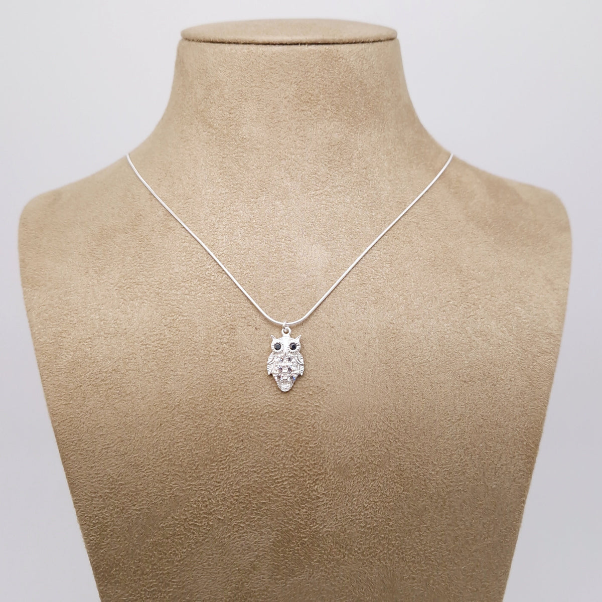 Halskette kleine Eule 925 Silber mit Zirkonia Kristallen