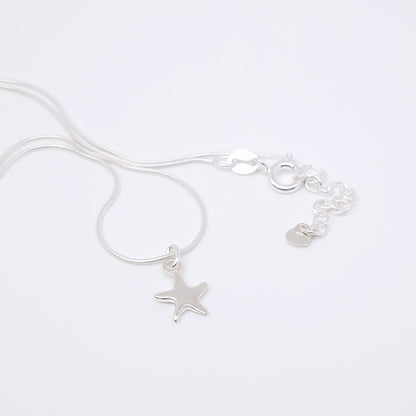 Halskette kleiner Seestern 925 Silber Schlangenkette mit Anhänger