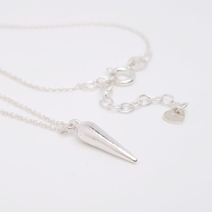 Halskette mit Spike Anhänger 925 Silber zarte Ankerkette