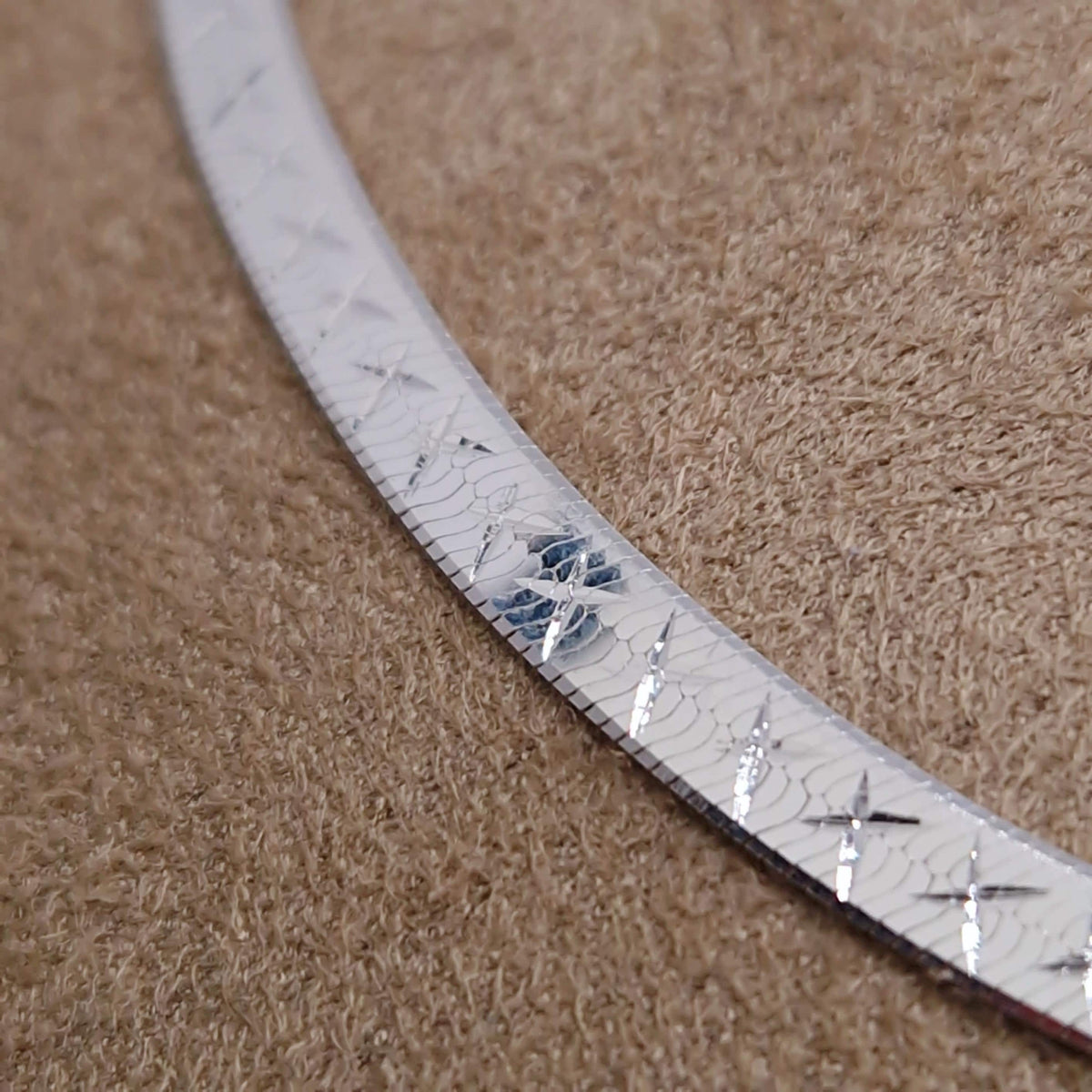Schlangenkette flach 925 Silber Herringbone Halskette Kreuzgravur
