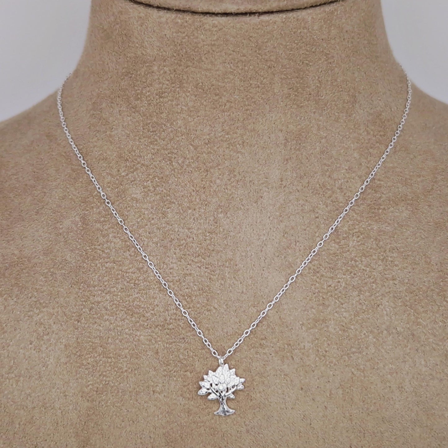 Halskette mit Lebensbaum 925 Silber zarte Ankerkette Layering