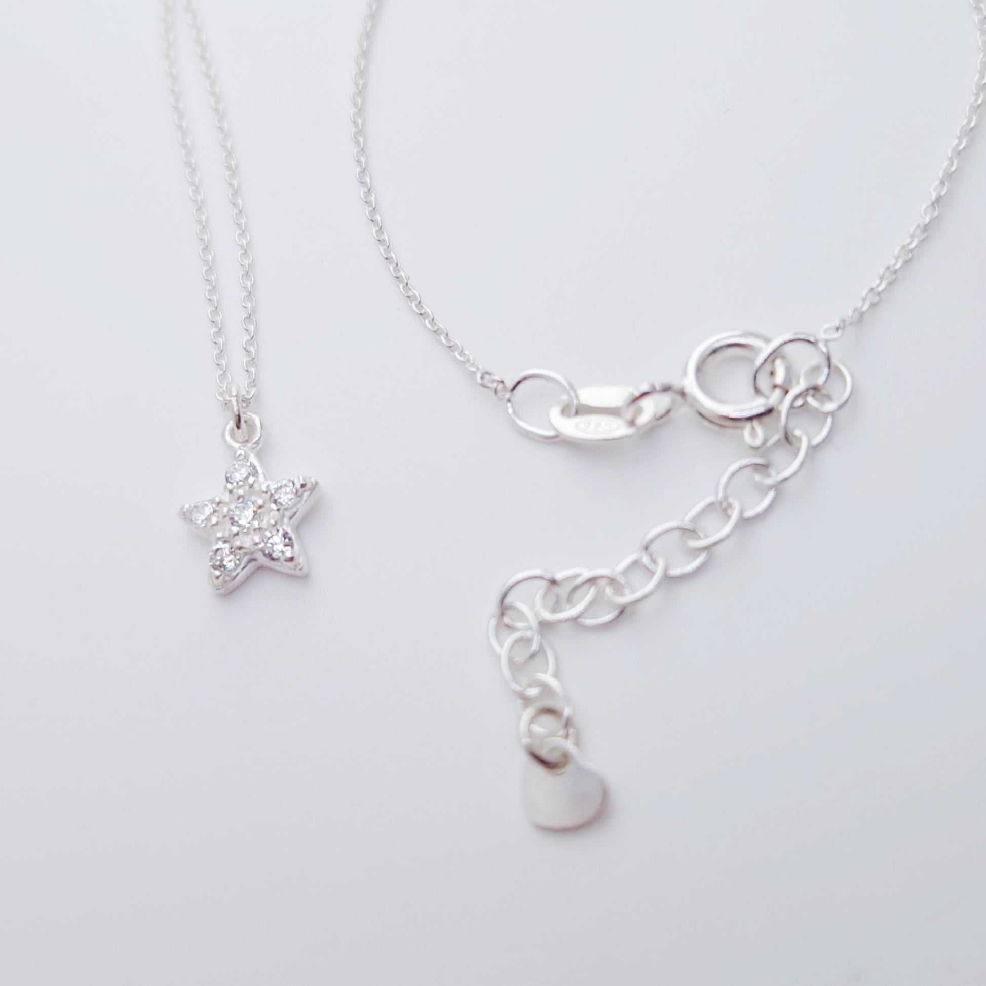 Halskette Mini Stern fünfzackig 925 Silber mit Zirkonia Kristallen